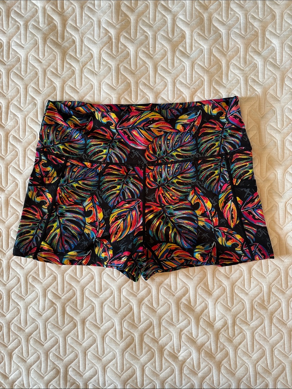 Women’s Tropical Print Active Shorts - Black Multicolor